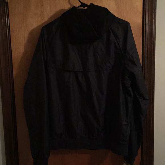 Nike Black Windbreaker - Picture 2 of 3